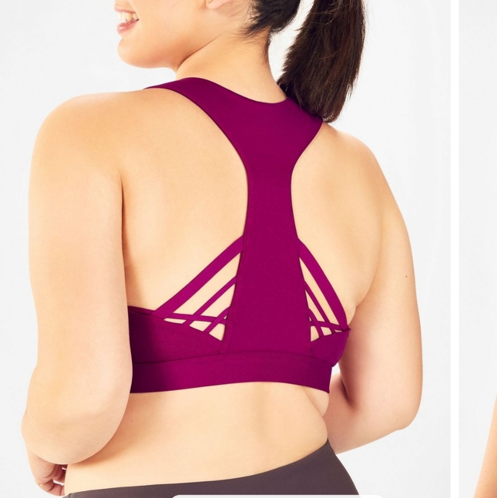 Fabletics Kessler Sports Bra